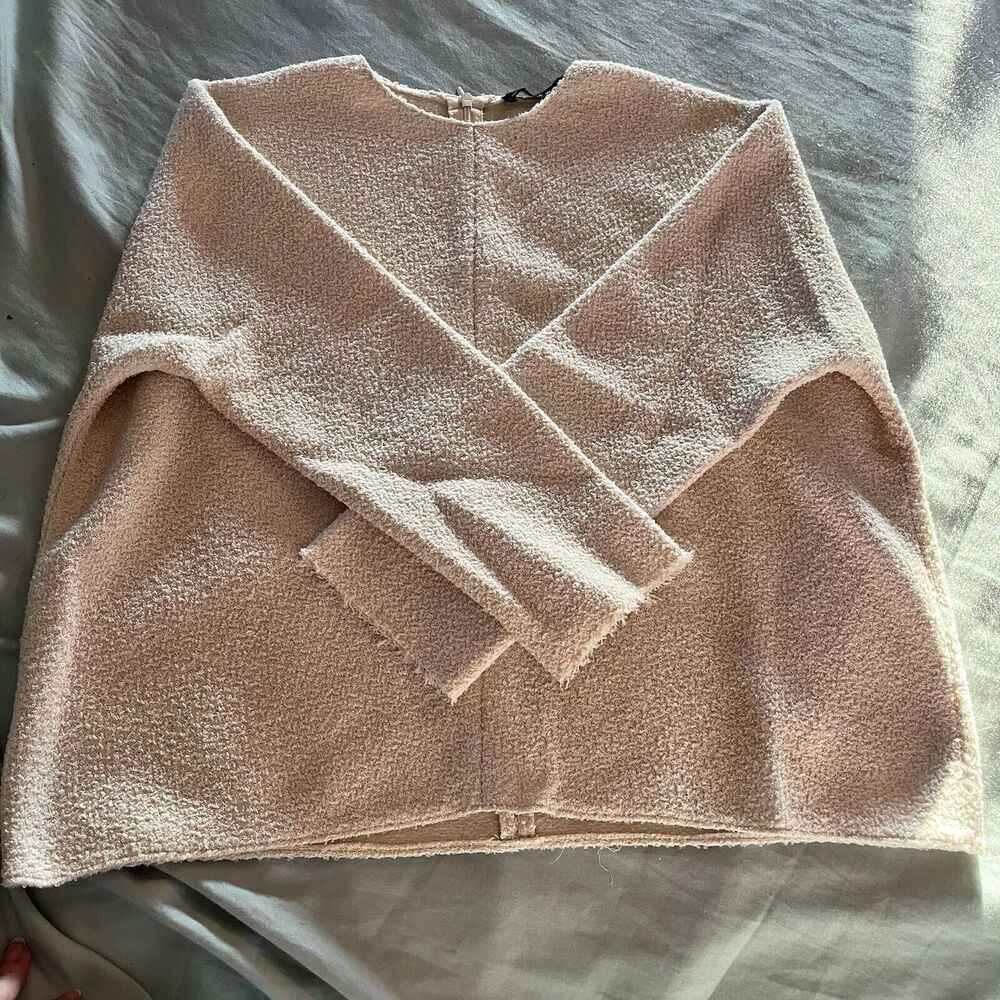 ZARA WOMAN BOUCLÉ KNIT SWEATER EUC Zipper Closure Office Classy Size Small